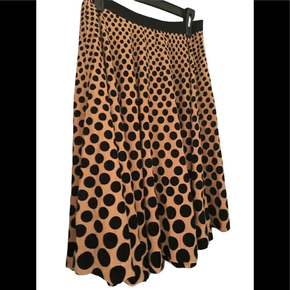Free People small wale corduroy tan/black polka  dot circle skirt, size 4.
